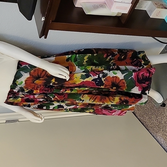 Grace 1990s Tropical Floral Cotton Tea Length Drawstring Circle Tiki Skirt - Picture 3 of 6